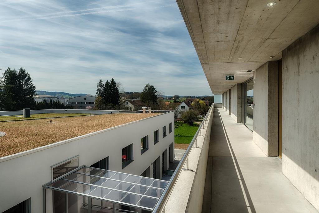 Hotel Frauenfeld Bagian luar foto