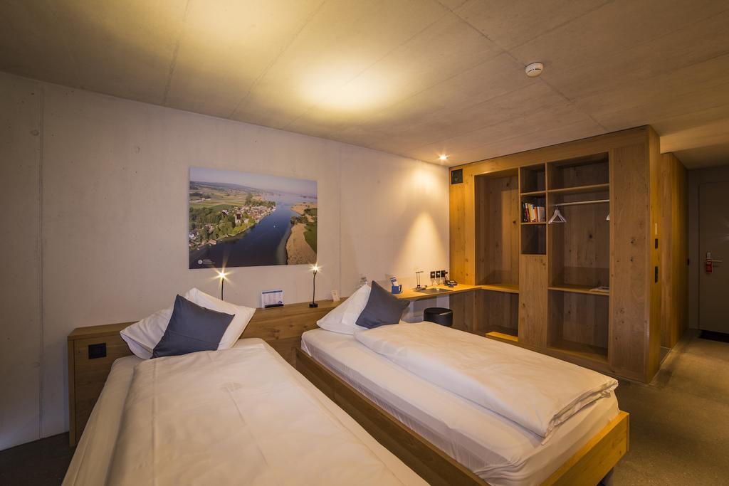 Hotel Frauenfeld Bagian luar foto