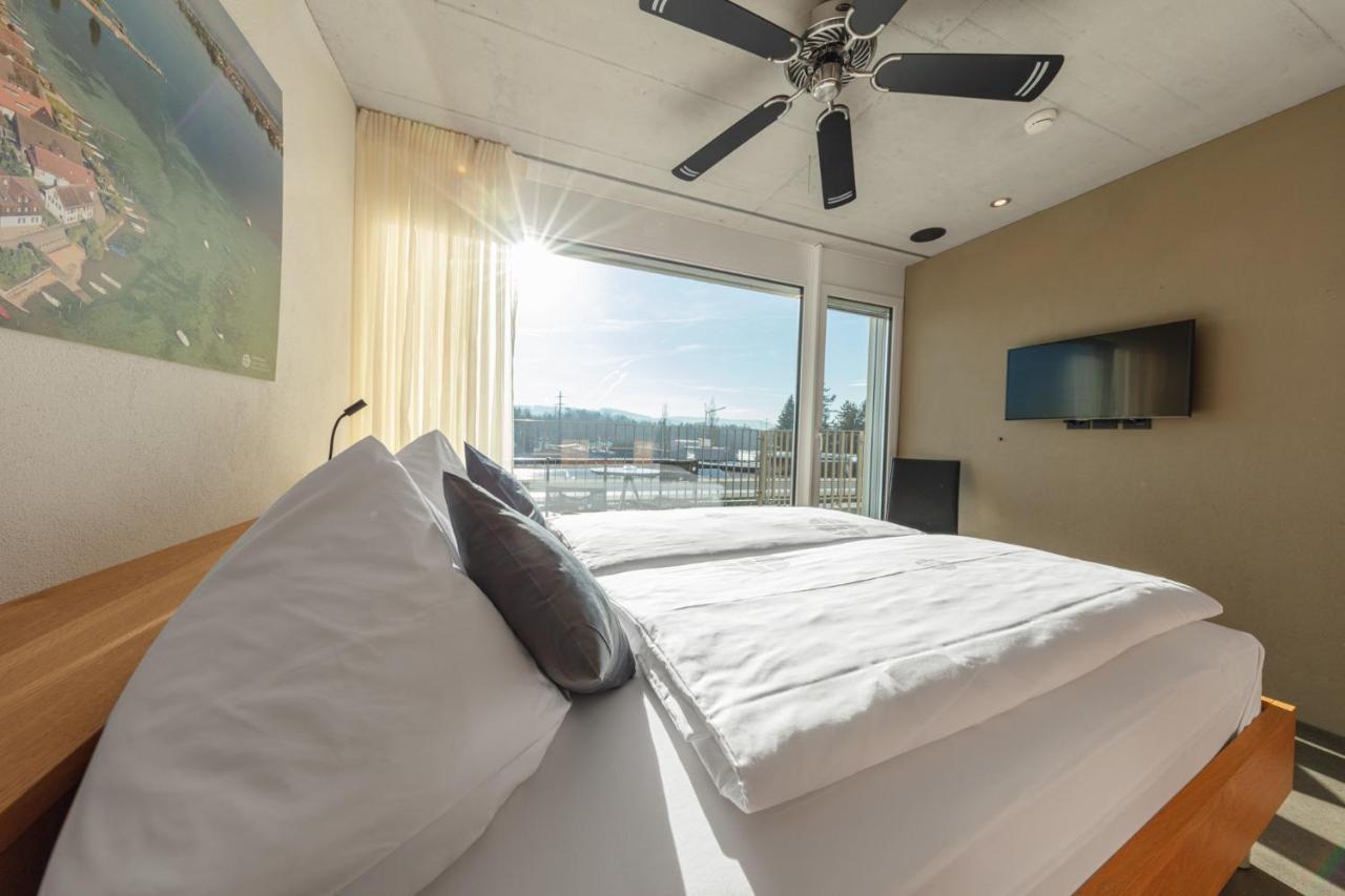 Hotel Frauenfeld Bagian luar foto